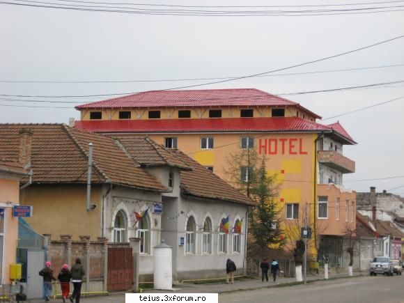caminul cultural si unul dintre hoteluri blog romania 2008 - george costea