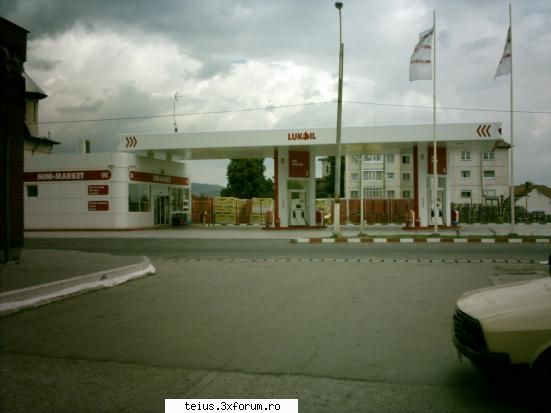 benzinaria din centrul orasului lukoil