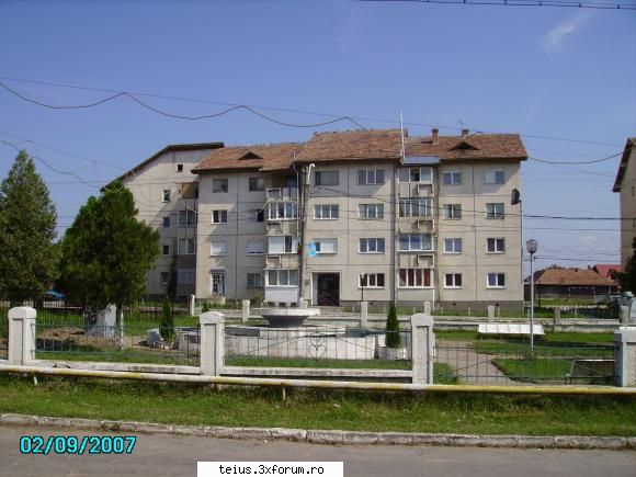 bloc centru teius poze de prin teius ... 