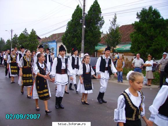 de la ludus zilele orasului teius - 2007 - discutii