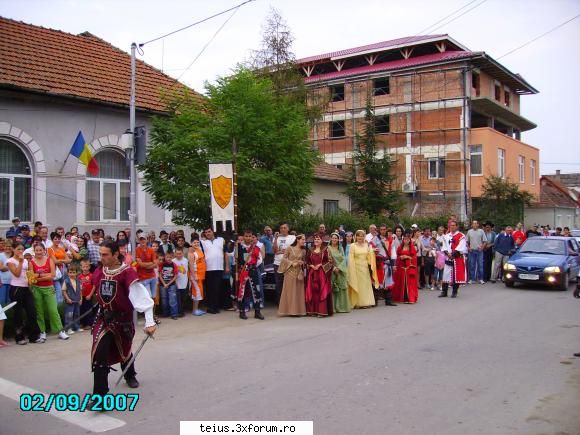 tot spectacol zilele orasului teius - 2007 - discutii