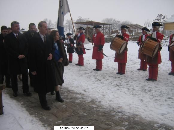 poza regele mihai, alba iulia regele mihai la alba iulia