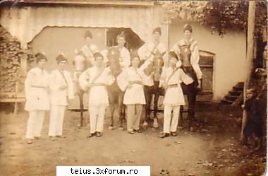 costum popular teius teiusu in urma cu peste 100 de ani